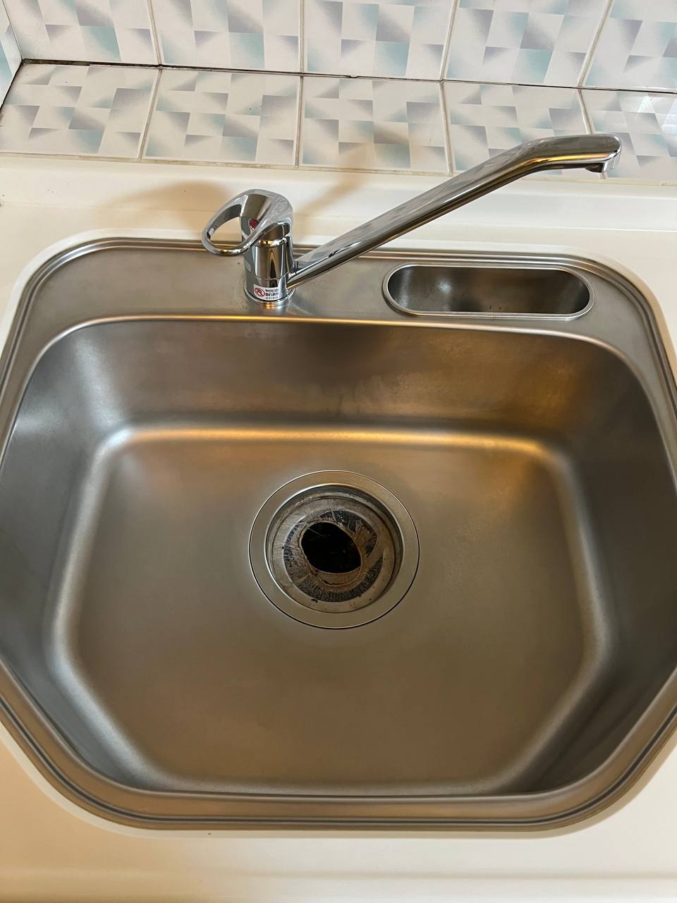 空室クリーニング後のシンクの仕上がり